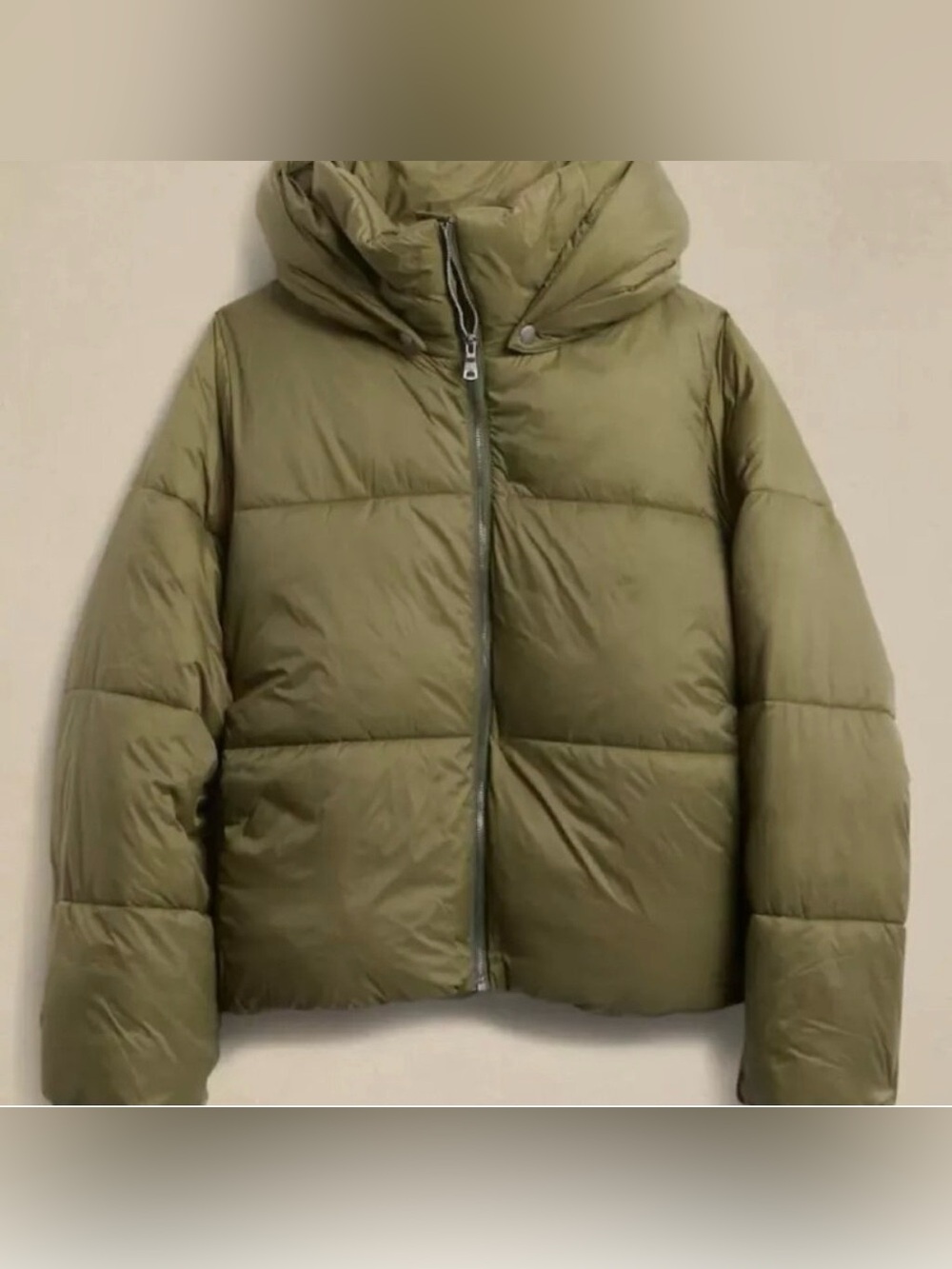 Banana Republic Olive/Khaki Green Puffer Coat with removable Hood women’s size L
